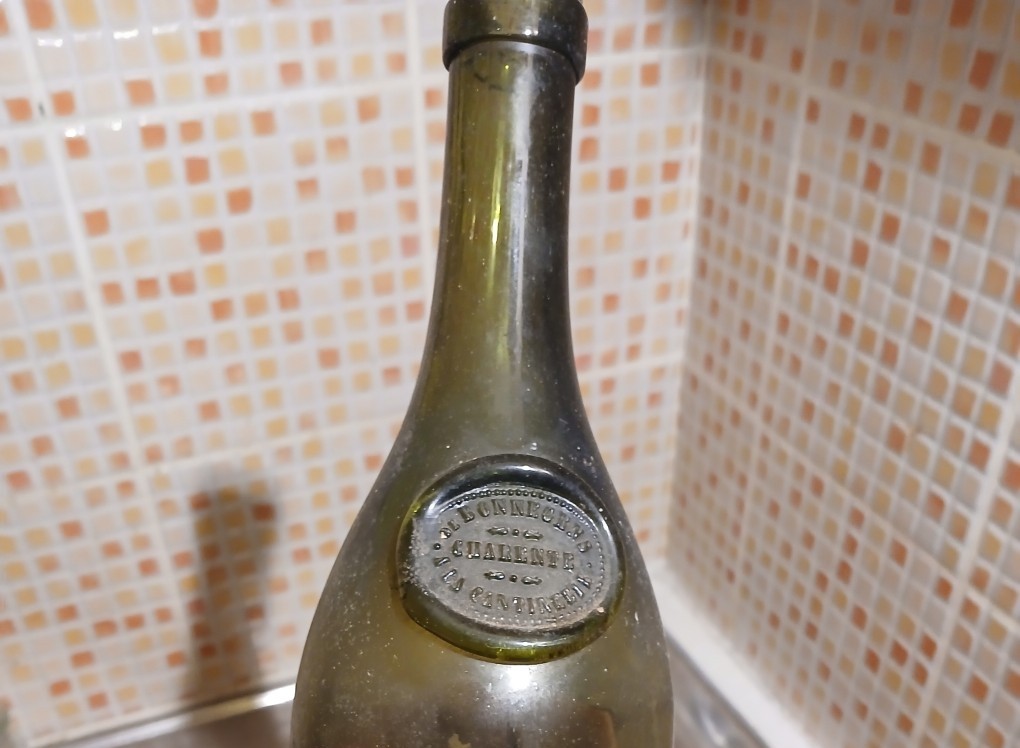 Bouteille De Bonnegens La Quantinerie XIXe siècle